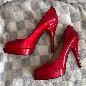 Stuart Weitzman Palace Pump
